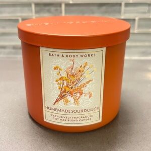 Bath & Body Works Homemade Sourdough Candle